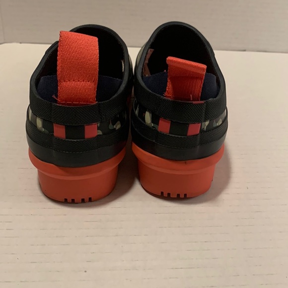 JOULES POP-ON RAIN SHOE size 7- great condition - Picture 9 of 11